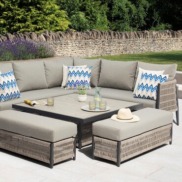 £2699 Corner Sofa Set with Adjustable Table