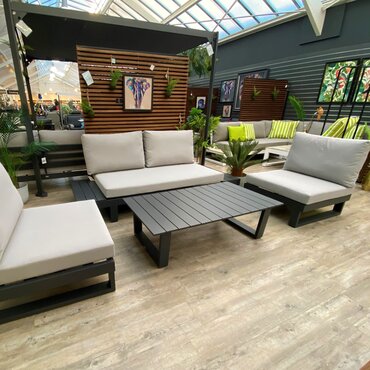 £2399  |  Lounge Set