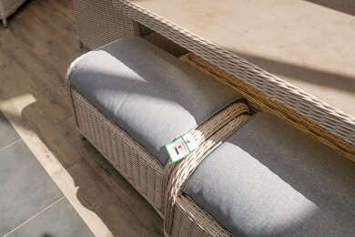 Antigua Lounge Set - image 4
