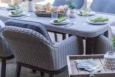 Chilham 6 Seat Dining Set - image 4