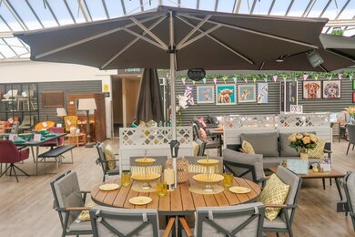 Kensington 6 Seat Dining Set - image 7