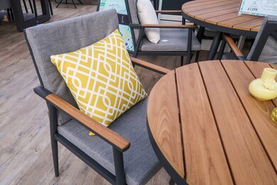 Kensington Bistro Set - image 2