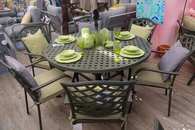 Oakley 6 Seat Dining Set - image 1