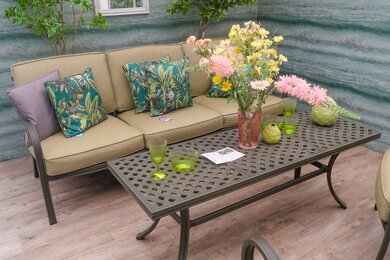 Oakley Lounge Set - image 1
