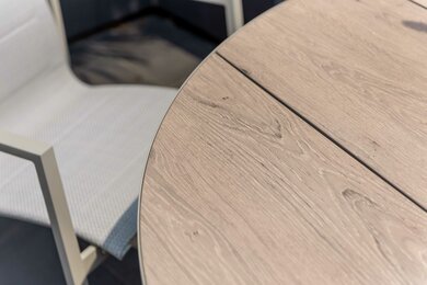 Urbanite 6 Seat Dining Set - image 2