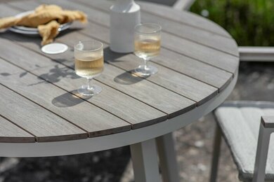 Zurich Mocha 4 Seat Round Dining Set - image 2