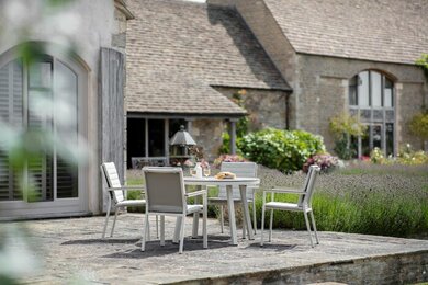 Zurich Mocha 4 Seat Round Dining Set - image 3